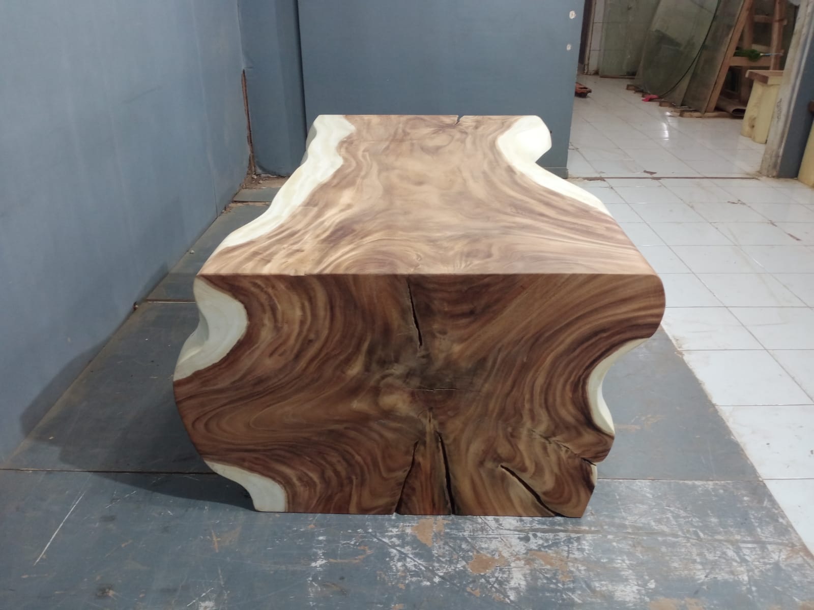 Live Edge Tables