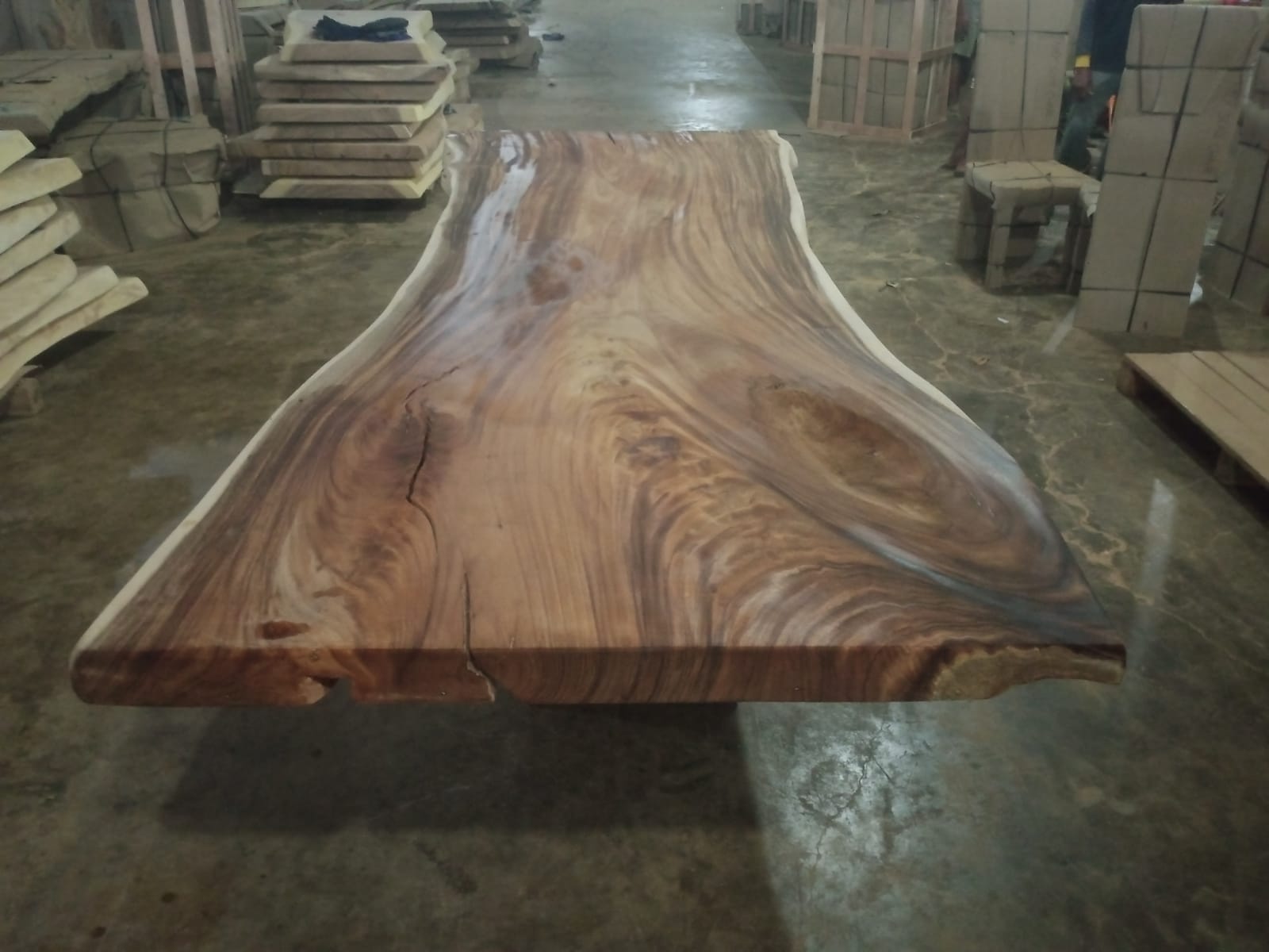 Live Edge Tables