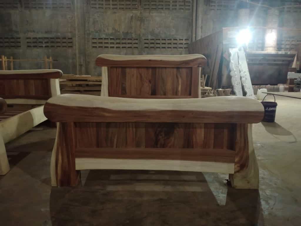 Live Edge Tables