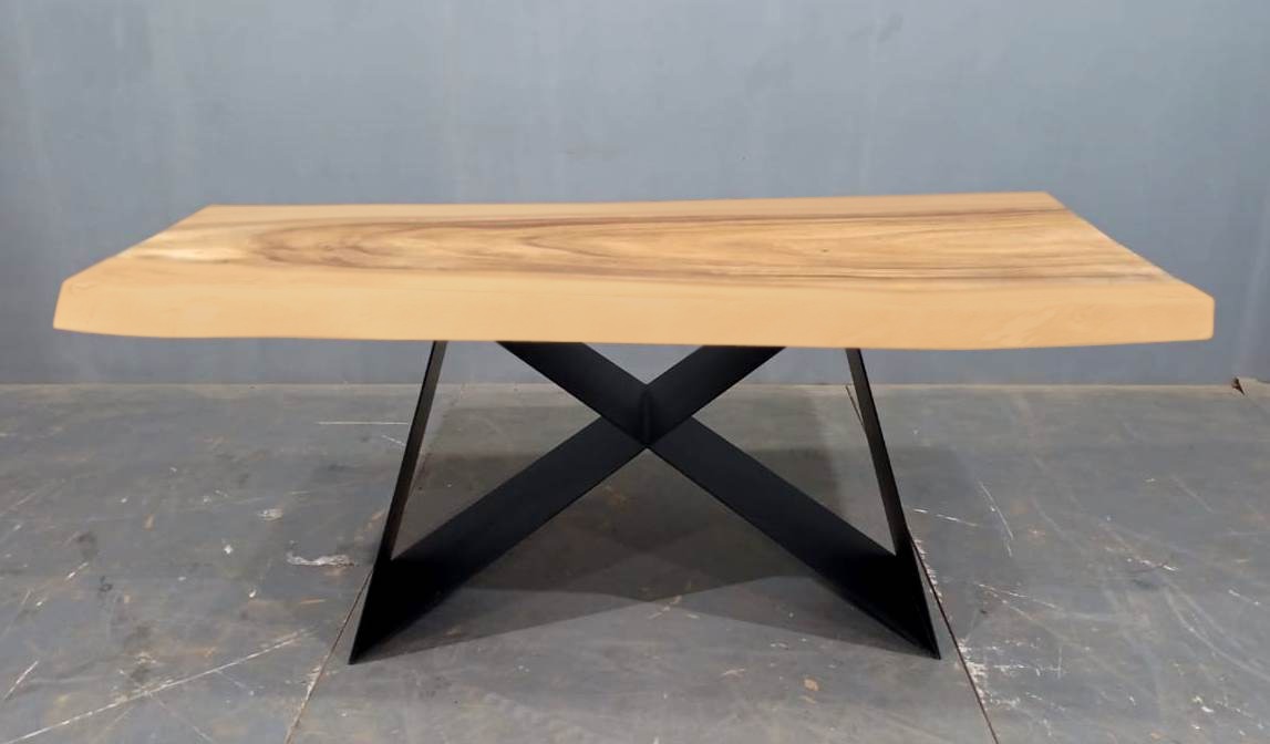 LIVE EDGE TABLES
