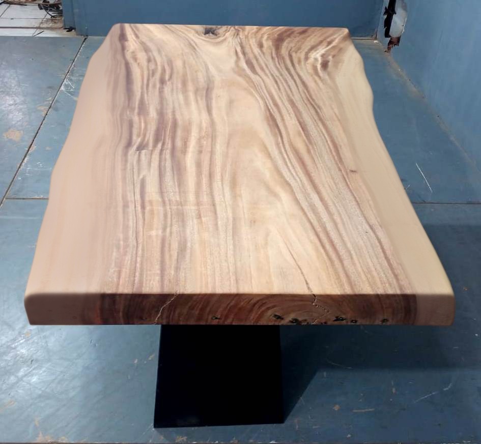 Live Edge Tables