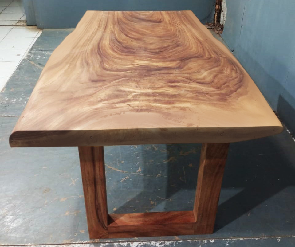 Live Edge Tables