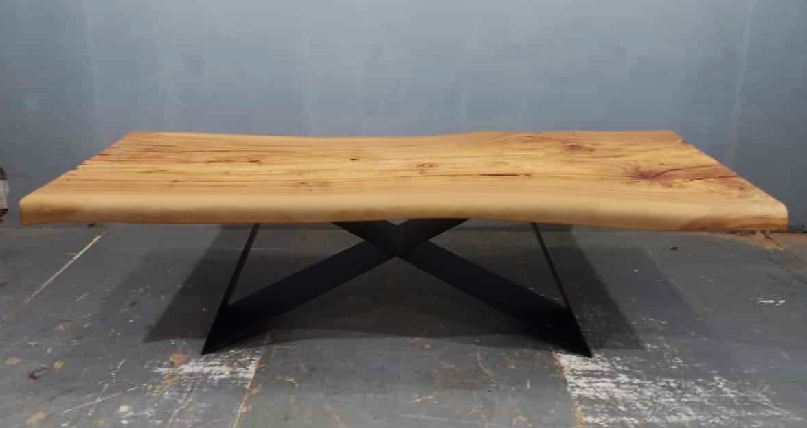 LIVE EDGE TABLES