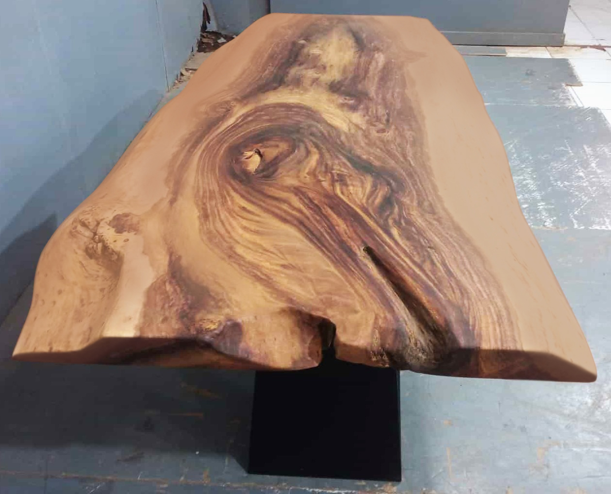 Live Edge Tables