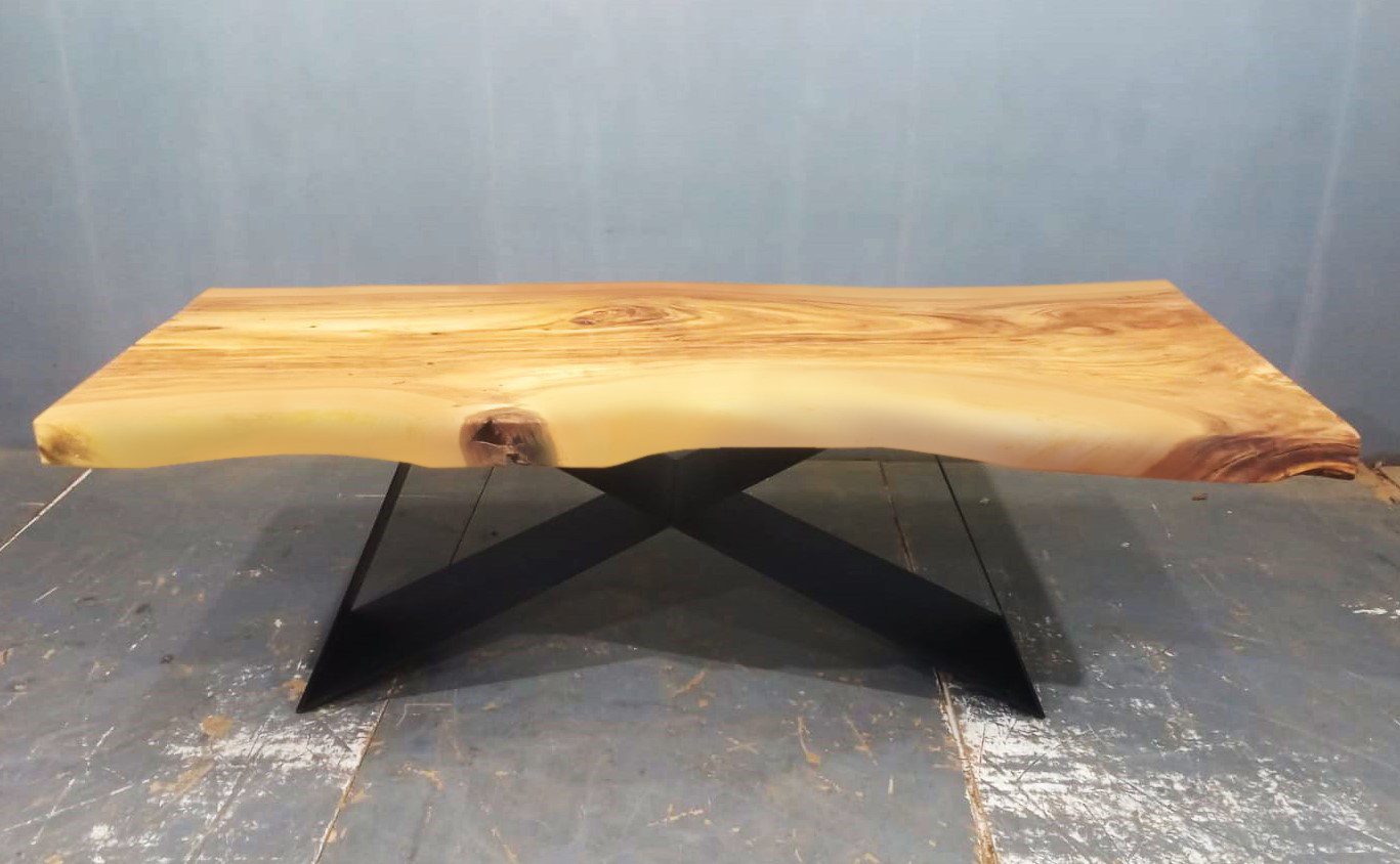 LIVE EDGE TABLES