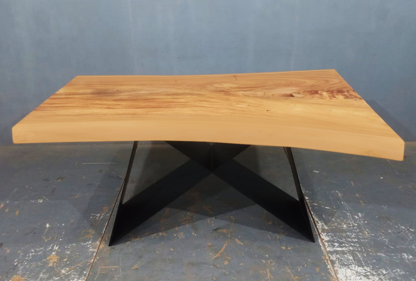 LIVE EDGE TABLES