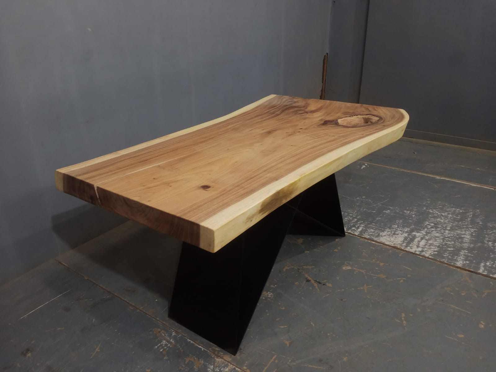 Live Edge Tables