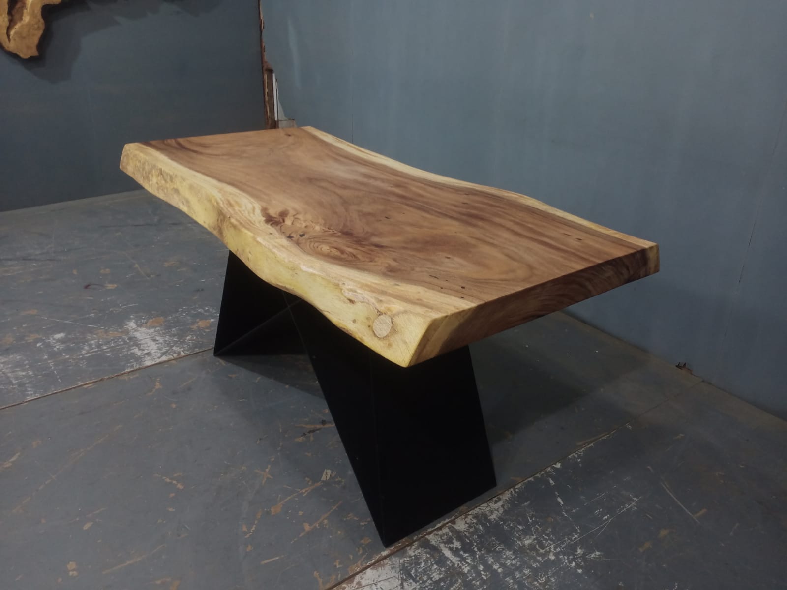 Live Edge Tables